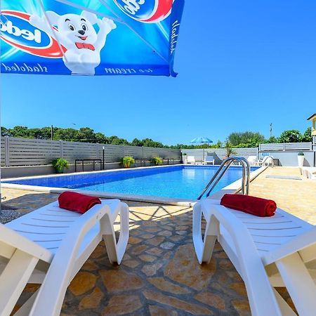 Stancija Amorozo 5 Poreč Exteriér fotografie