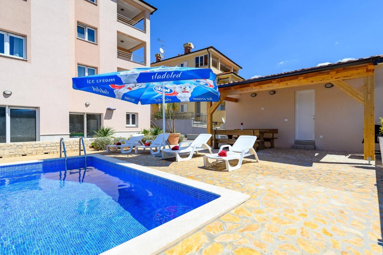 Stancija Amorozo 5 Poreč Exteriér fotografie